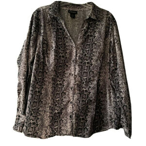 Lane Bryant Plus Size Tops for Women Long Sleeve Button up Snakeskin Gray 24